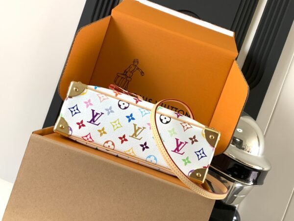 East West保龄球贝壳包