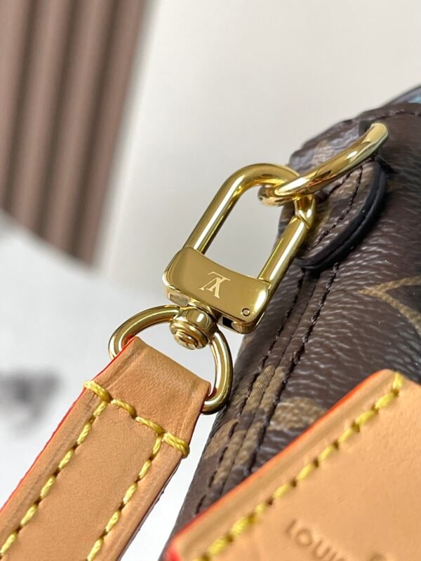 LV VIVIENNE 手机包