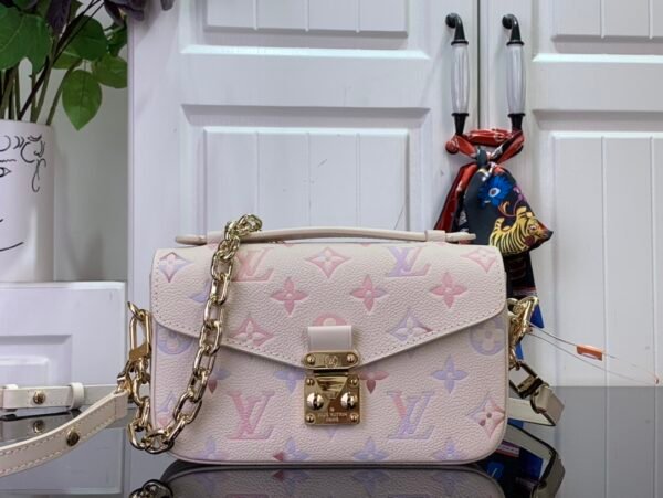 Pochette Métis East West 手袋#M25682