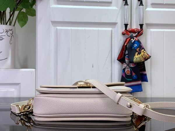 Pochette Métis East West 手袋#M25682