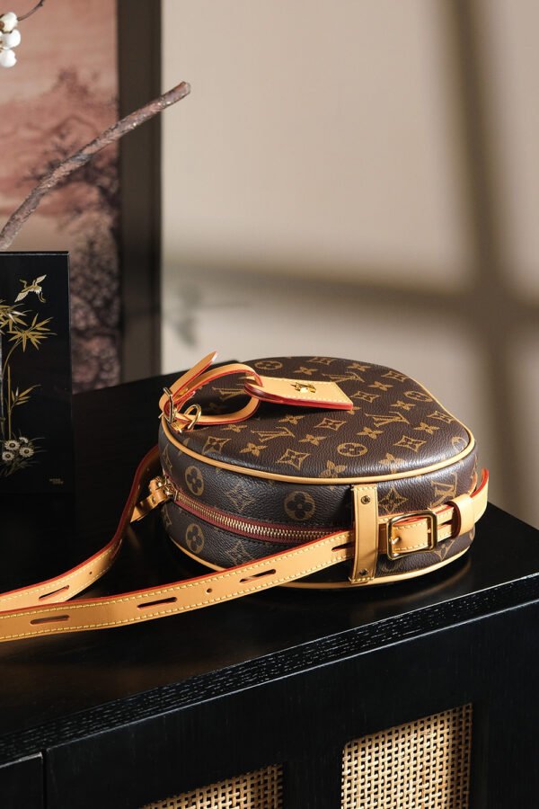 𝐁𝐎𝐈𝐓𝐄 𝐂𝐇𝐀𝐏𝐄𝐀𝐔 𝐒𝐎𝐔𝐏𝐋𝐄 芯片菱形跳动码系列#M𝟓𝟐𝟐𝟗𝟒