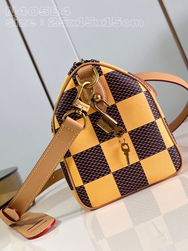 【独家实拍 M40584黄 】本款 Speedy Bandoulière 25 手袋