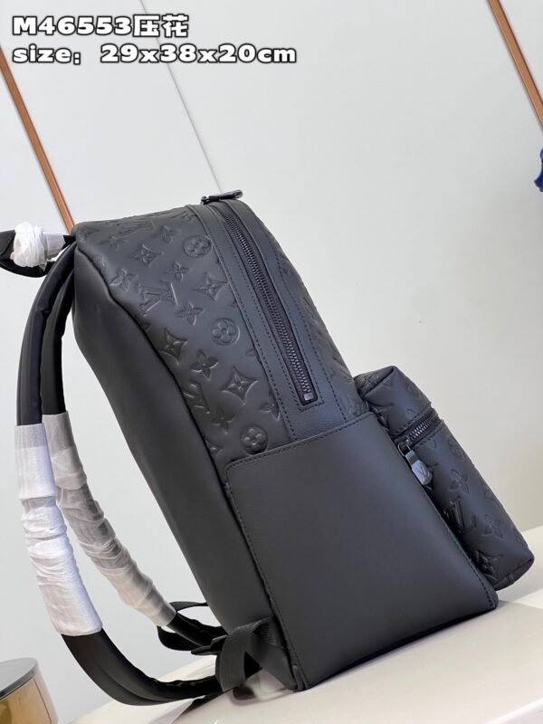 【磨砂皮 M46553压花 】Discovery 双肩包