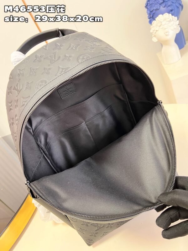 【磨砂皮 M46553压花 】Discovery 双肩包