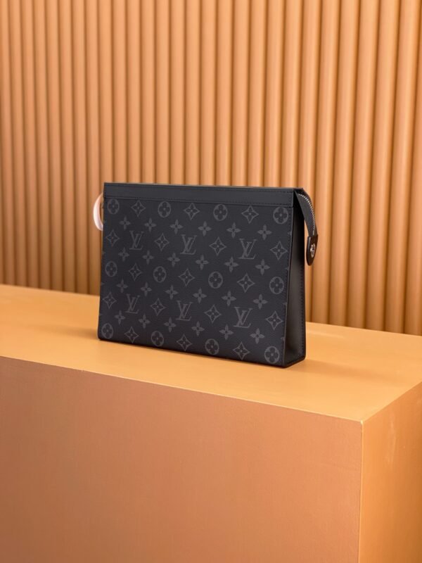 M61692 POCHETTE VOYAGE 中号手袋
