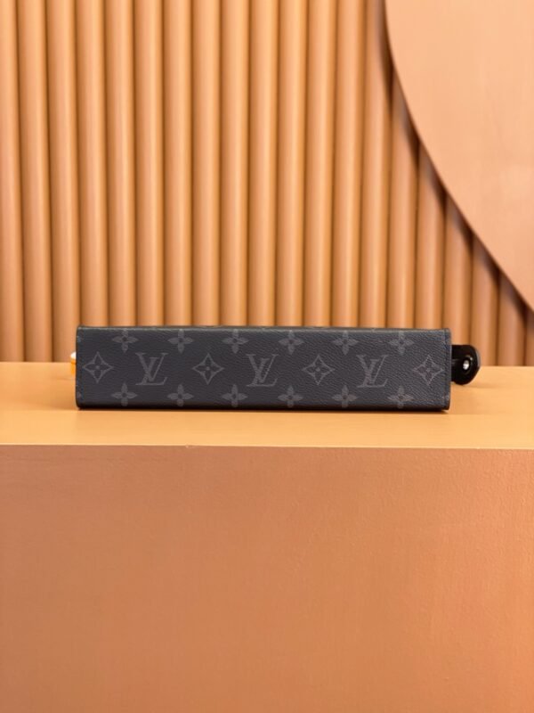 M61692 POCHETTE VOYAGE 中号手袋