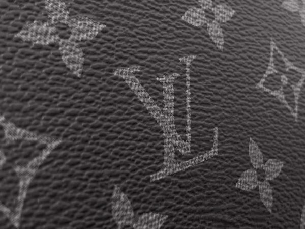 M61692 POCHETTE VOYAGE 中号手袋