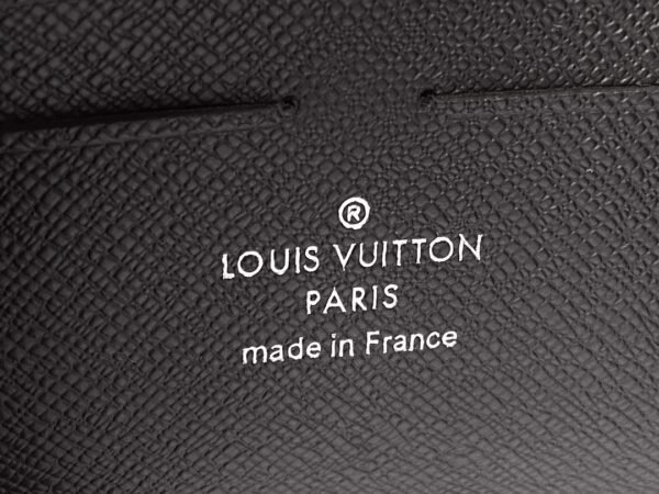 M61692 POCHETTE VOYAGE 中号手袋