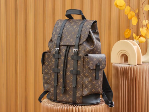 𝐂𝐇𝐑𝐈𝐒𝐓𝐎𝐏𝐇𝐄𝐑 双肩包 M43735