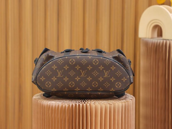 𝐂𝐇𝐑𝐈𝐒𝐓𝐎𝐏𝐇𝐄𝐑 双肩包 M43735