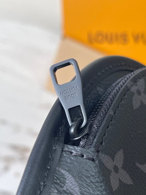 Pulse 邮差包M12681灰