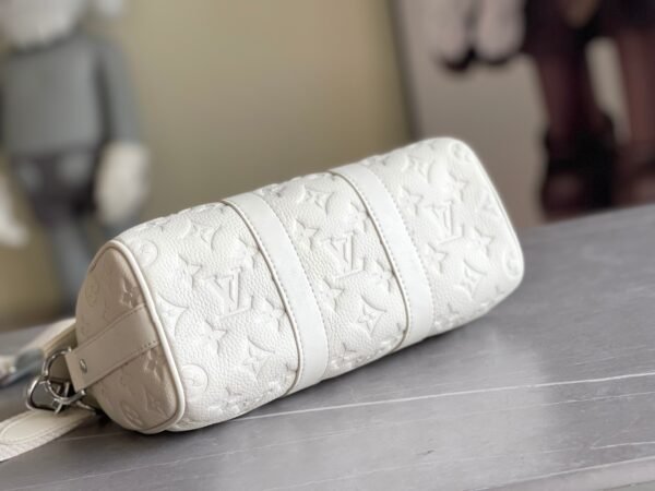 M23163  Keepall Bandoulière 25 手袋