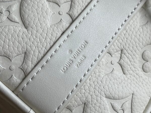 M23163  Keepall Bandoulière 25 手袋