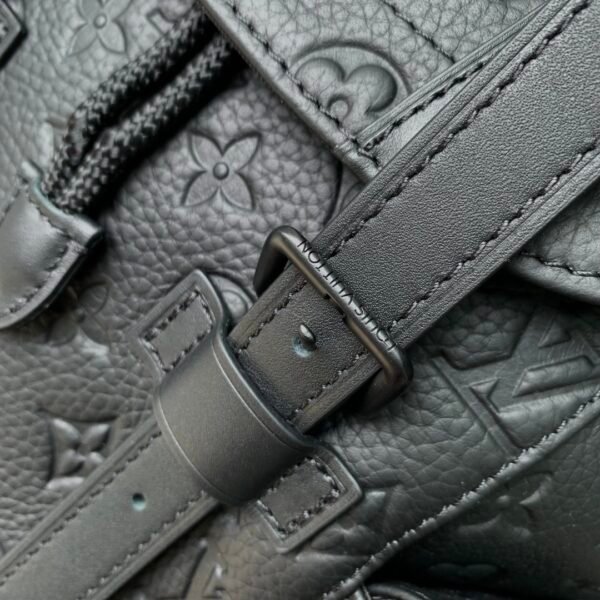 Christopher 中号双肩包 M55699