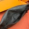【𝐃𝐢𝐬𝐜𝐨𝐯𝐞𝐫𝐲黑皮腰包】 M46036