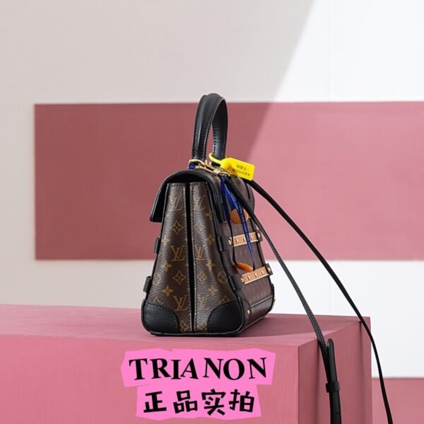 Trianon PM 复古硬箱盒子包M45908