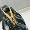 Burberry Mini Peg系列 格纹手提饭盒包