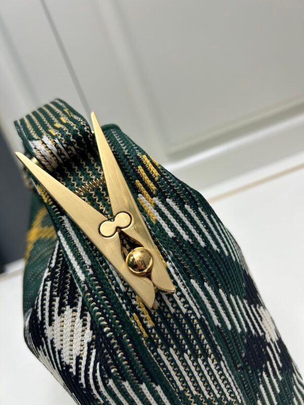 Burberry Mini Peg系列 格纹手提饭盒包