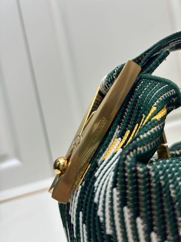 Burberry Mini Peg系列 格纹手提饭盒包