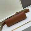 Burberry 經典格纹元素的翻盖斜挎小方包