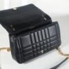（Burberry）Lola 绗缝链条包（萝纳包）