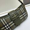 博柏利（Burberry）橄榄绿经典格纹腋下法棍包