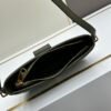 博柏利（Burberry）橄榄绿经典格纹腋下法棍包
