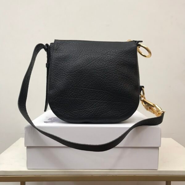 （Burberry）Knight骑士包
