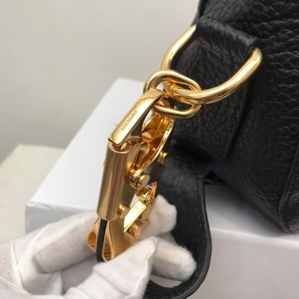 （Burberry）Knight骑士包