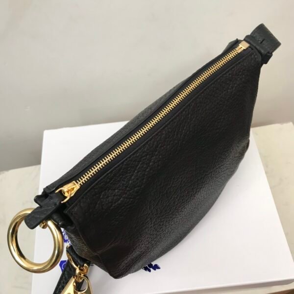 （Burberry）Knight骑士包