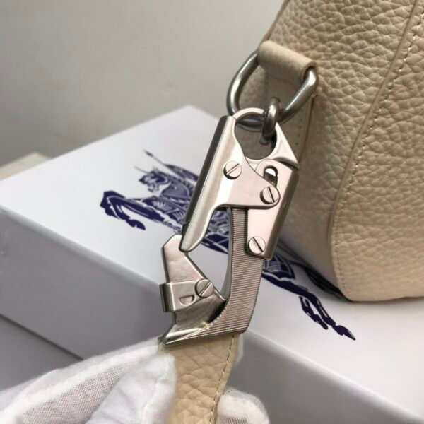 （Burberry）Knight骑士包