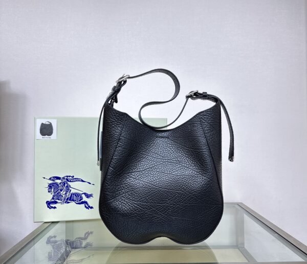 （Burberry）Chess 學院風肩背包