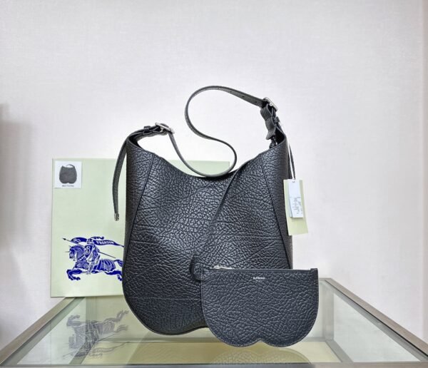 （Burberry）Chess 學院風肩背包