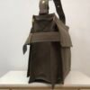 （Burberry）工装风竖款邮差托特包