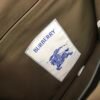 （Burberry）工装风竖款邮差托特包
