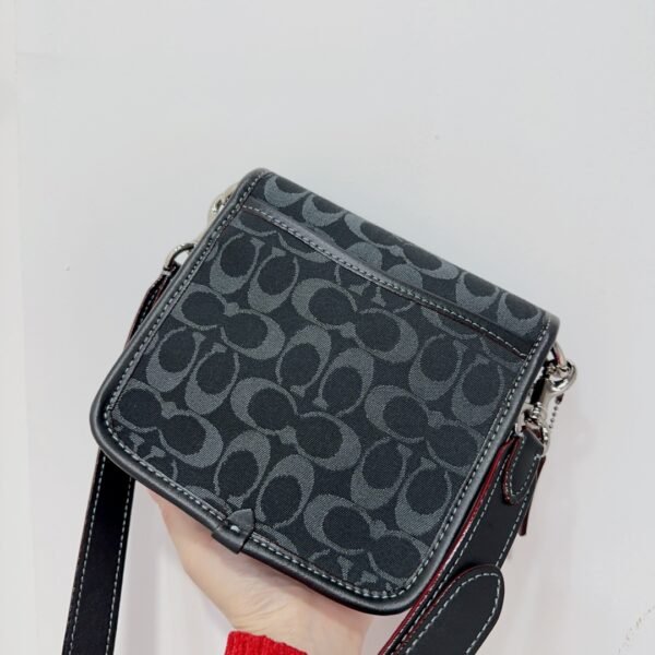 Coach CE517FRANKIE 18号斜挎包