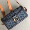 Coach 3700 腋下法棍包
