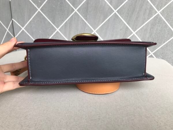 Coach 3700 腋下法棍包